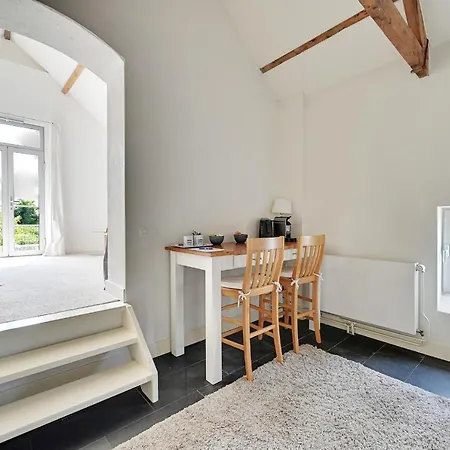 Pompgebouw Aan De Rijn Frühstückspension Tolkamer